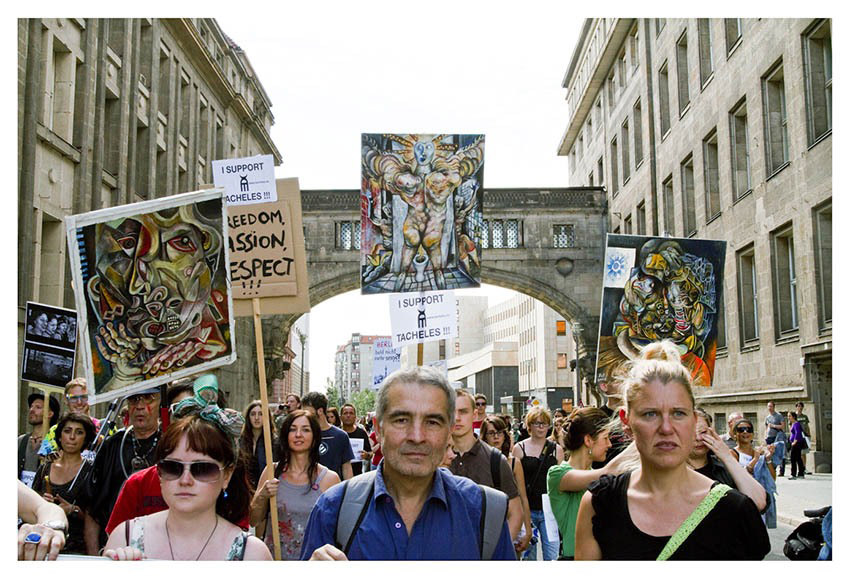 8-Petrov Ahner-Monday-Demonstration-against-eviction_k.jpg